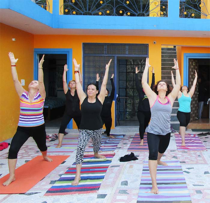 yoga retreat in rishikesh india